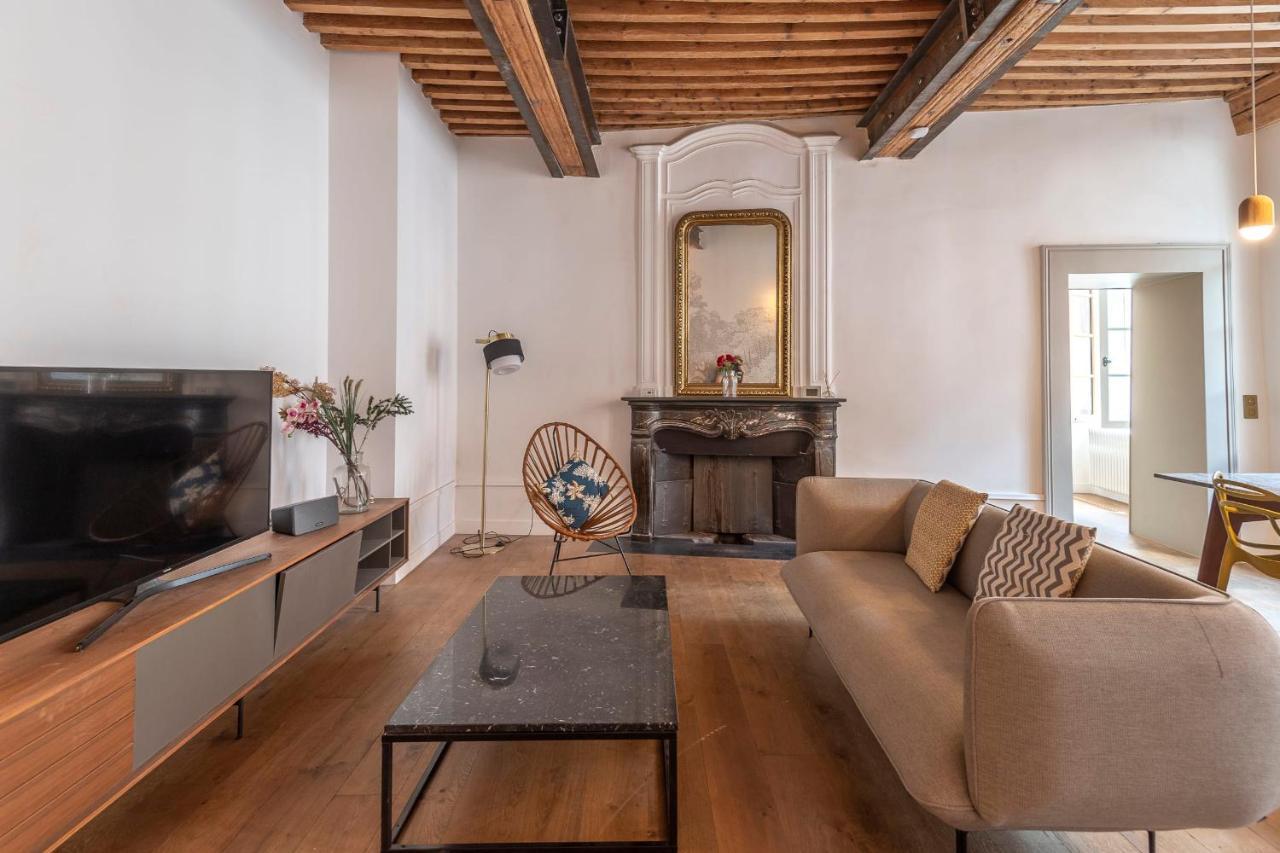 Spacious Apartment Rated 4 Stars In The Heart Of The Old Town Аннесі Екстер'єр фото